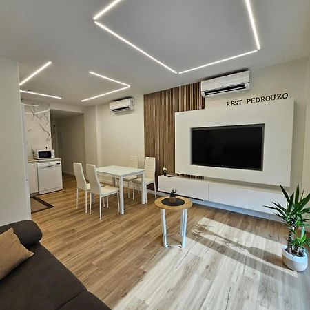 Rest Pedrouzo Apartment Bagian luar foto